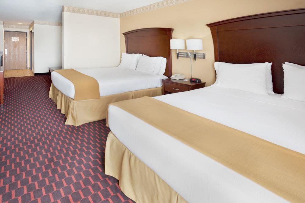 Wingate By Wyndham San Marcos Hotel Room photo
